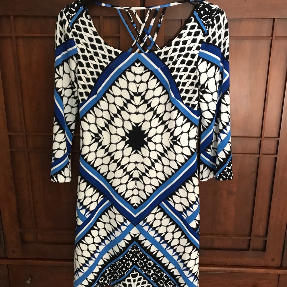 Jessica Simpson Blue Black Geo-Print Shift Dress